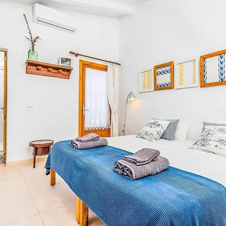 Petit Vila